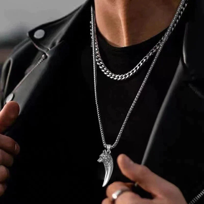 Maliben | Wolf's Head Necklace Made Of Titanium Steel