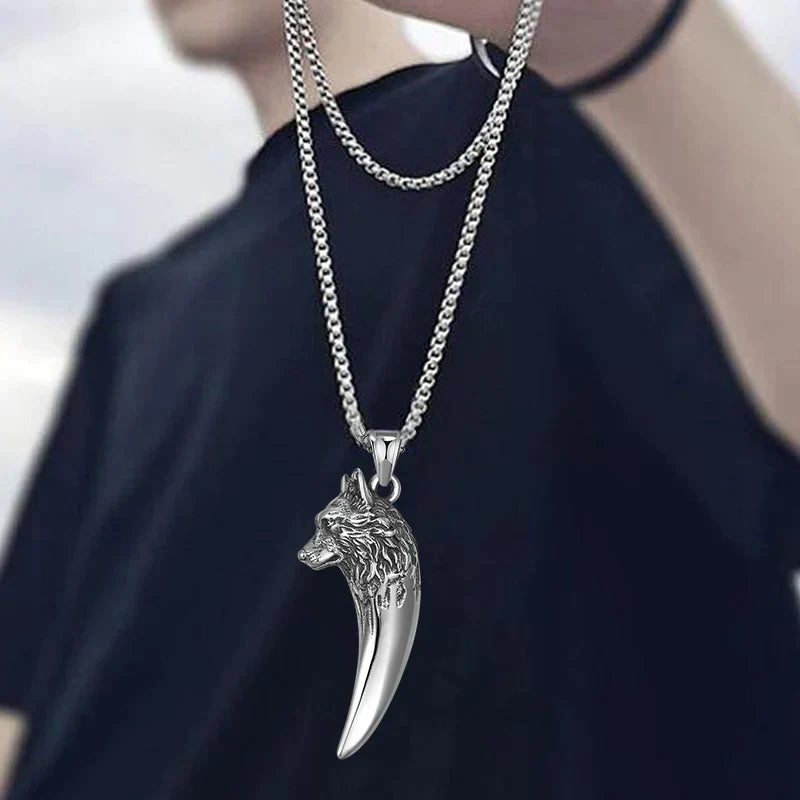 Maliben | Wolf's Head Necklace Made Of Titanium Steel