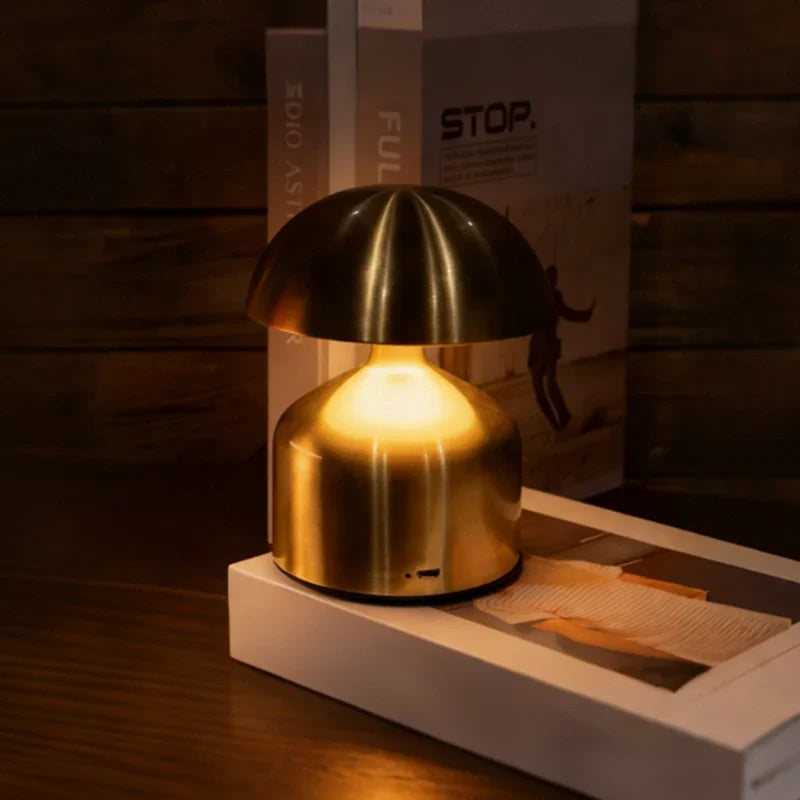 Maliben | Auralis Table Lamp