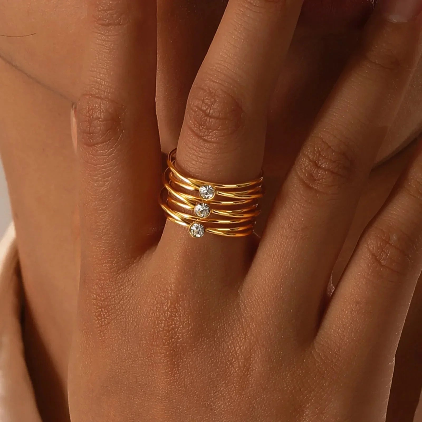Maliben | 18k Multi Layered Triple Diamond Rings