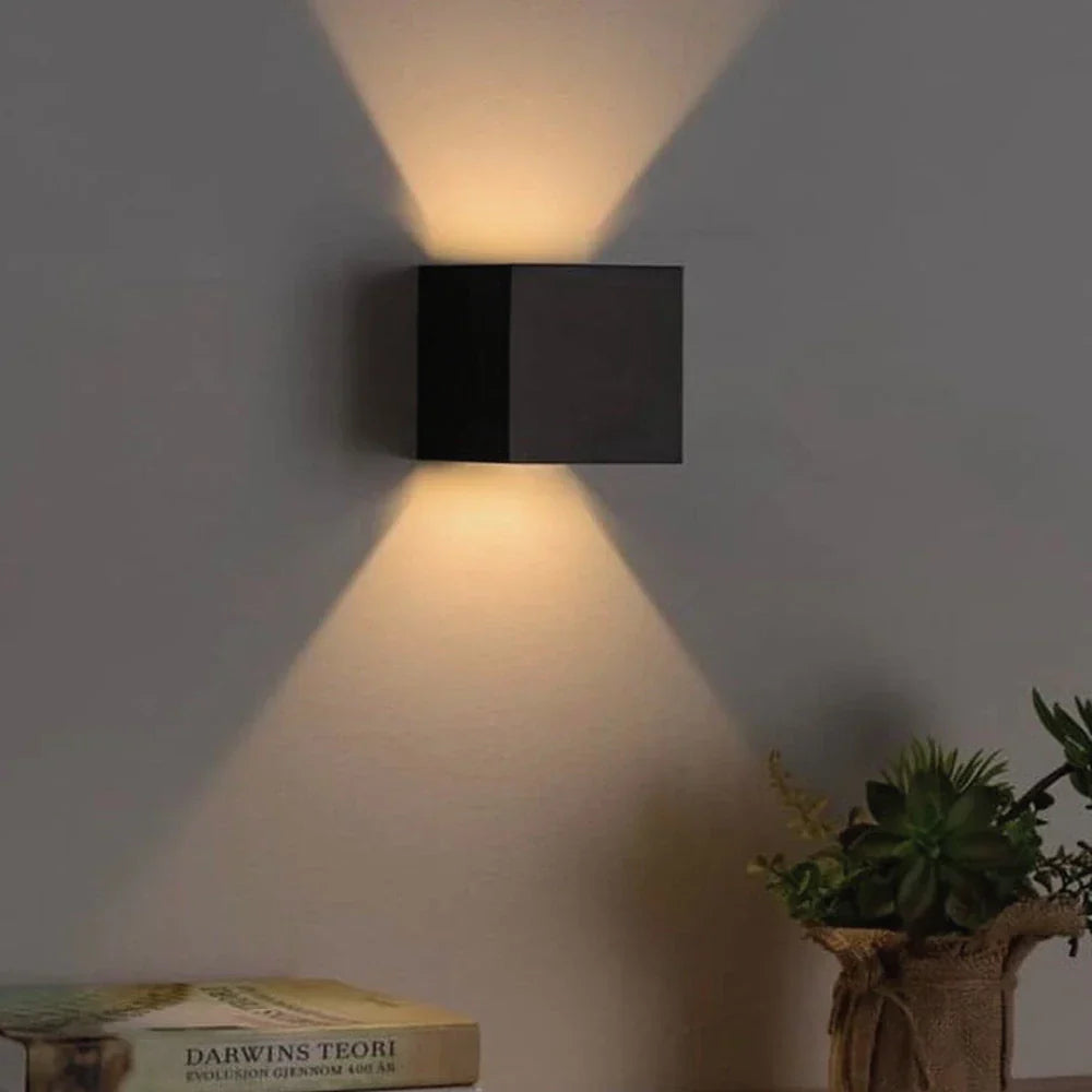 Maliben | Adjustable Wall Light