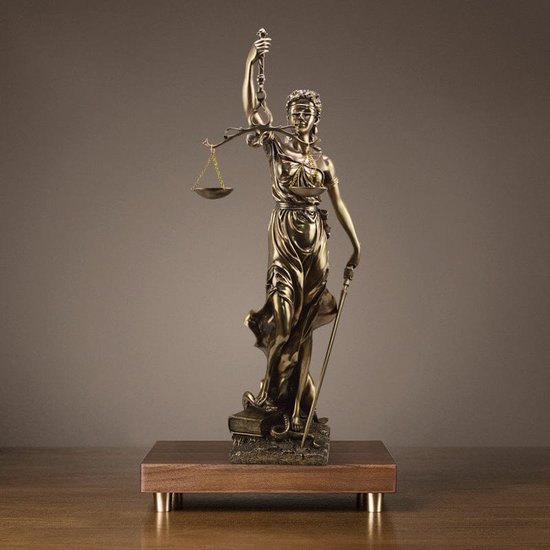 Maliben | Decorative Statue Of The Goddess Of Justice