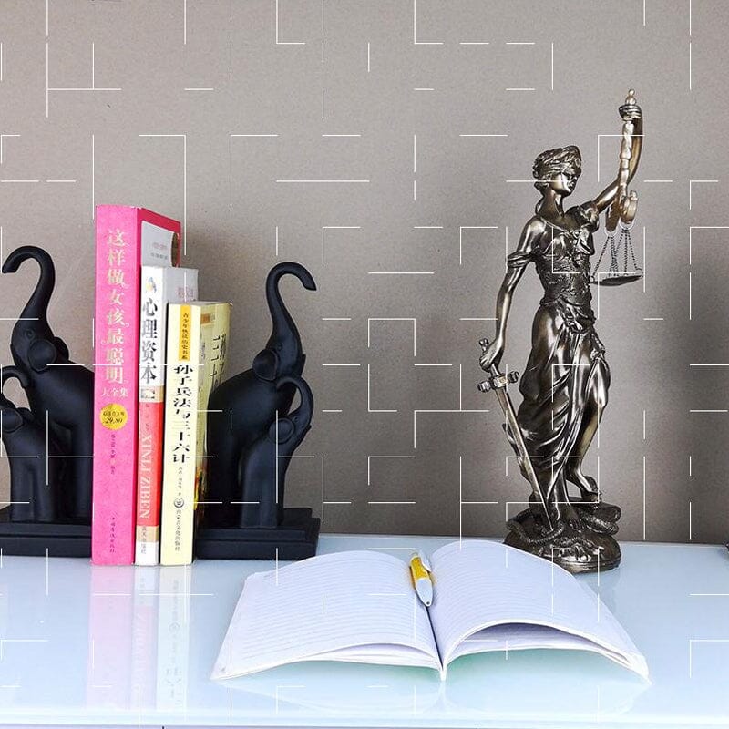 Maliben | Decorative Statue Of The Goddess Of Justice