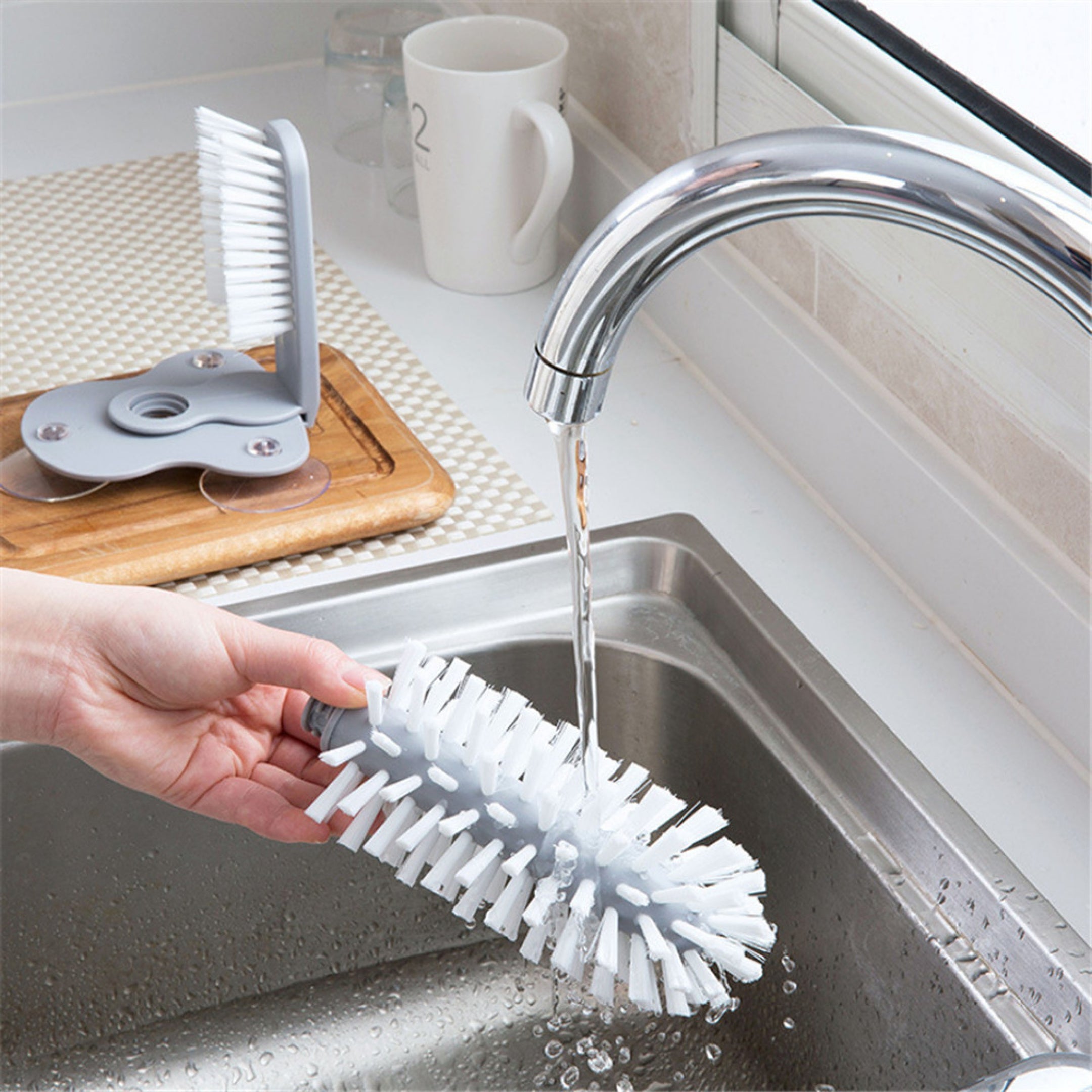 Maliben | Eazyscrubb — Never Dirty Bottles AgaIn, Just Sparkling Clean Glasses in Seconds!