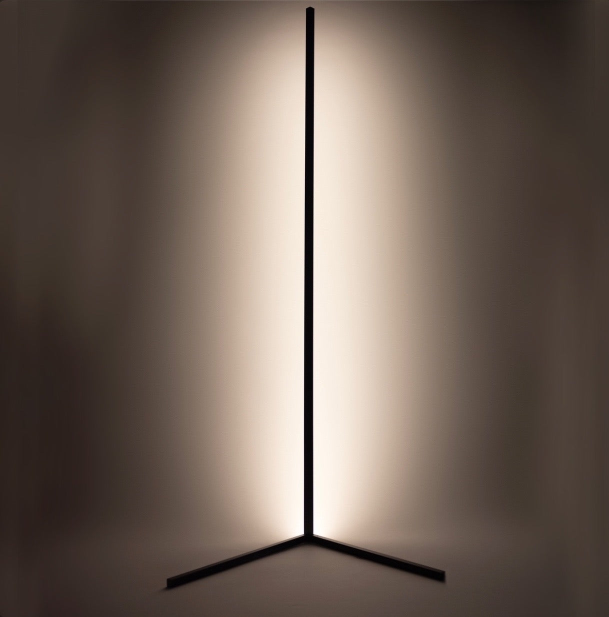Corner floor lamp — Maliben lighting