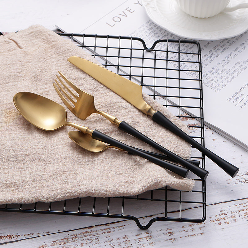 Maliben | Classic Stainless Steel Set With Elegant Handles