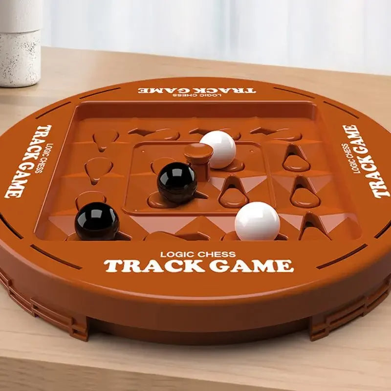 MAliben | Trackgame Strategy 4-In-a-Row Game