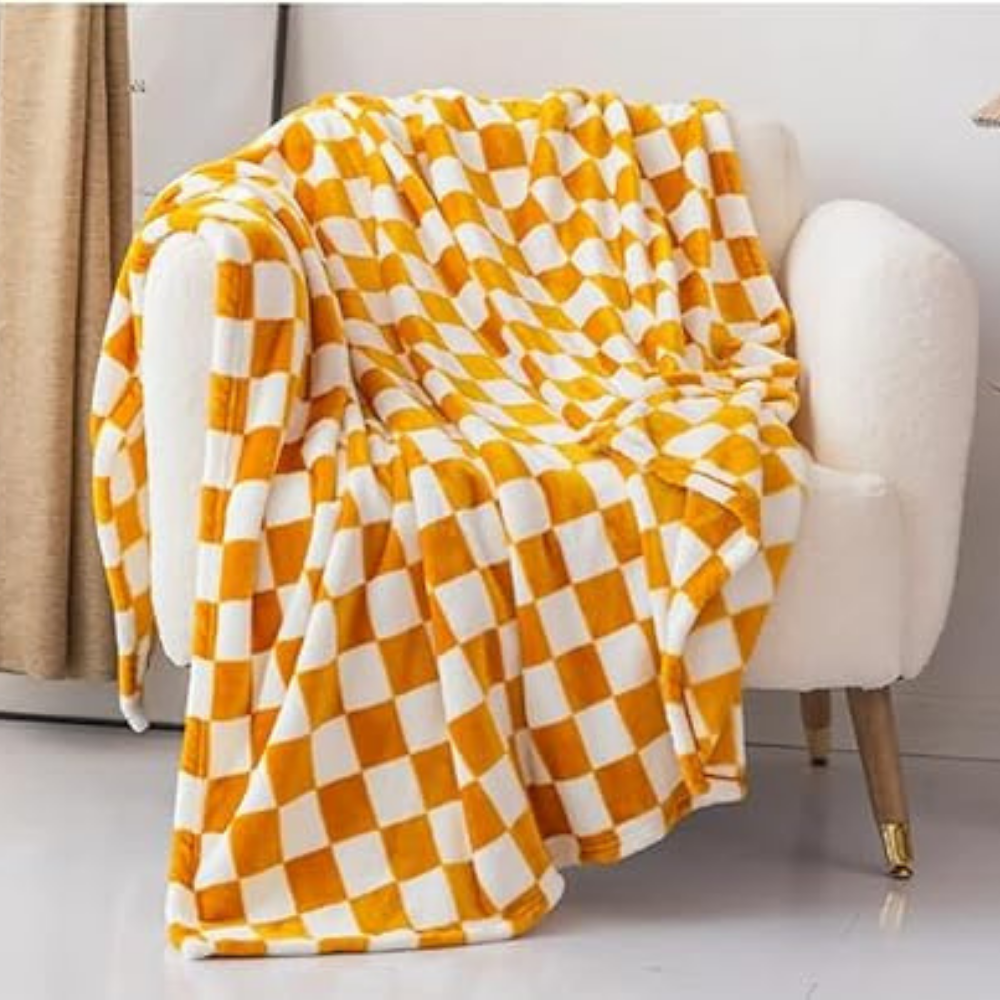 Maliben Stylish blanket in checkered pattern for your home