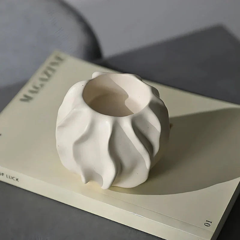 Maliben | Sculptform Candle Holder
