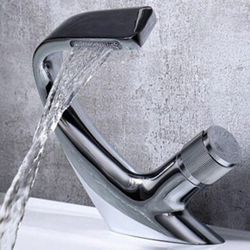 Maliben | Contemporary Container Copper Brass Knob Handle Low Arch Container Faucet