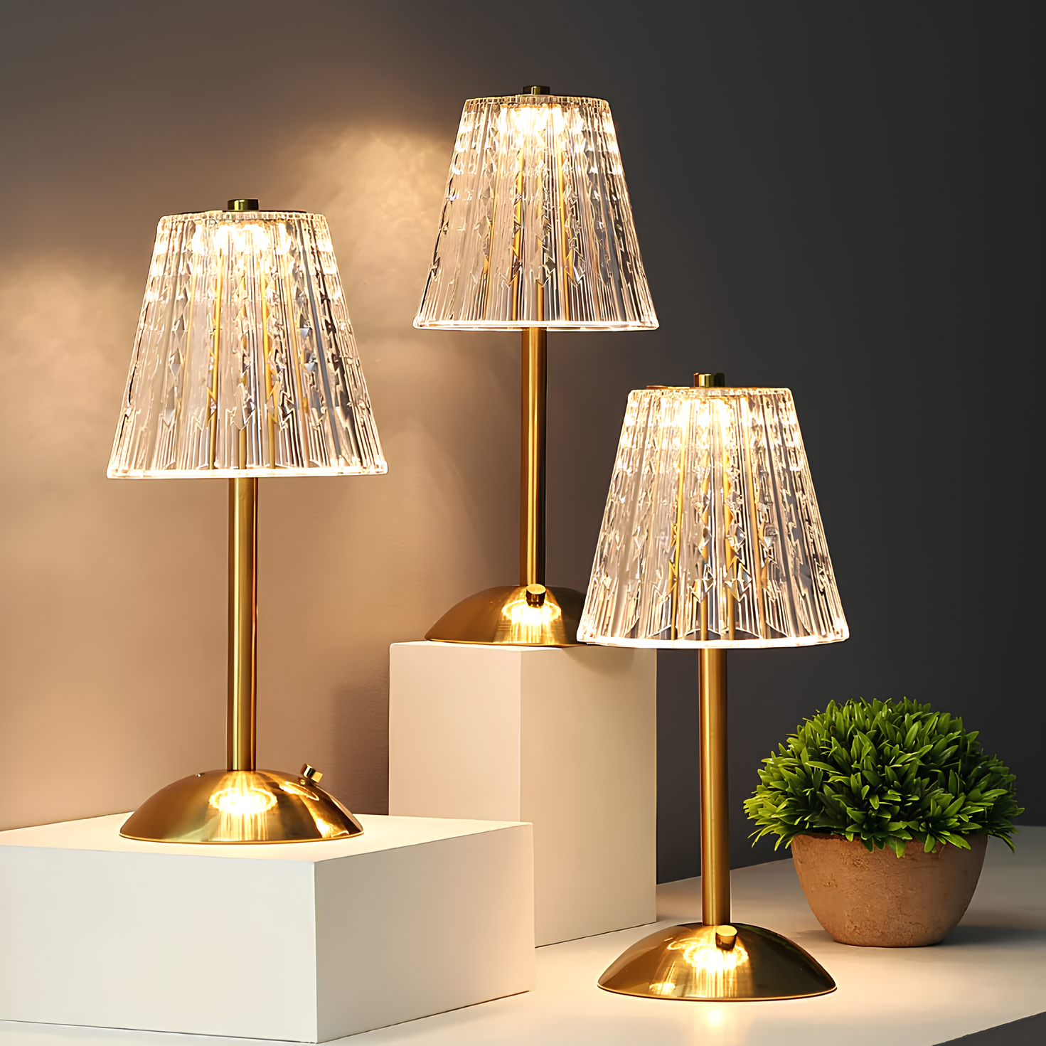 Maliben | Golden Crystal Table Lamp
