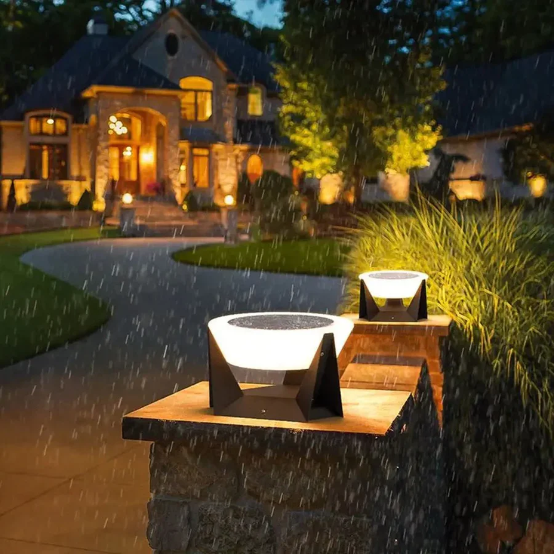 Maliben | Stylish Solar-Powered Outdoor Lamp