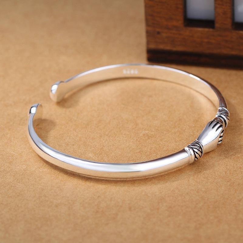Maliben | 2022 Friendship Handshake Bracelet
