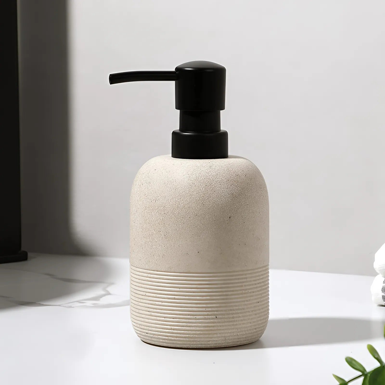 Maliben | Elegant Resin Soap Dispenser