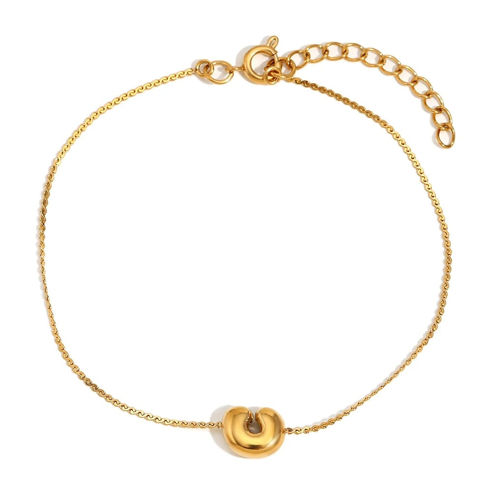 Maliben | Dainty Bubble Letter Initial Bracelet