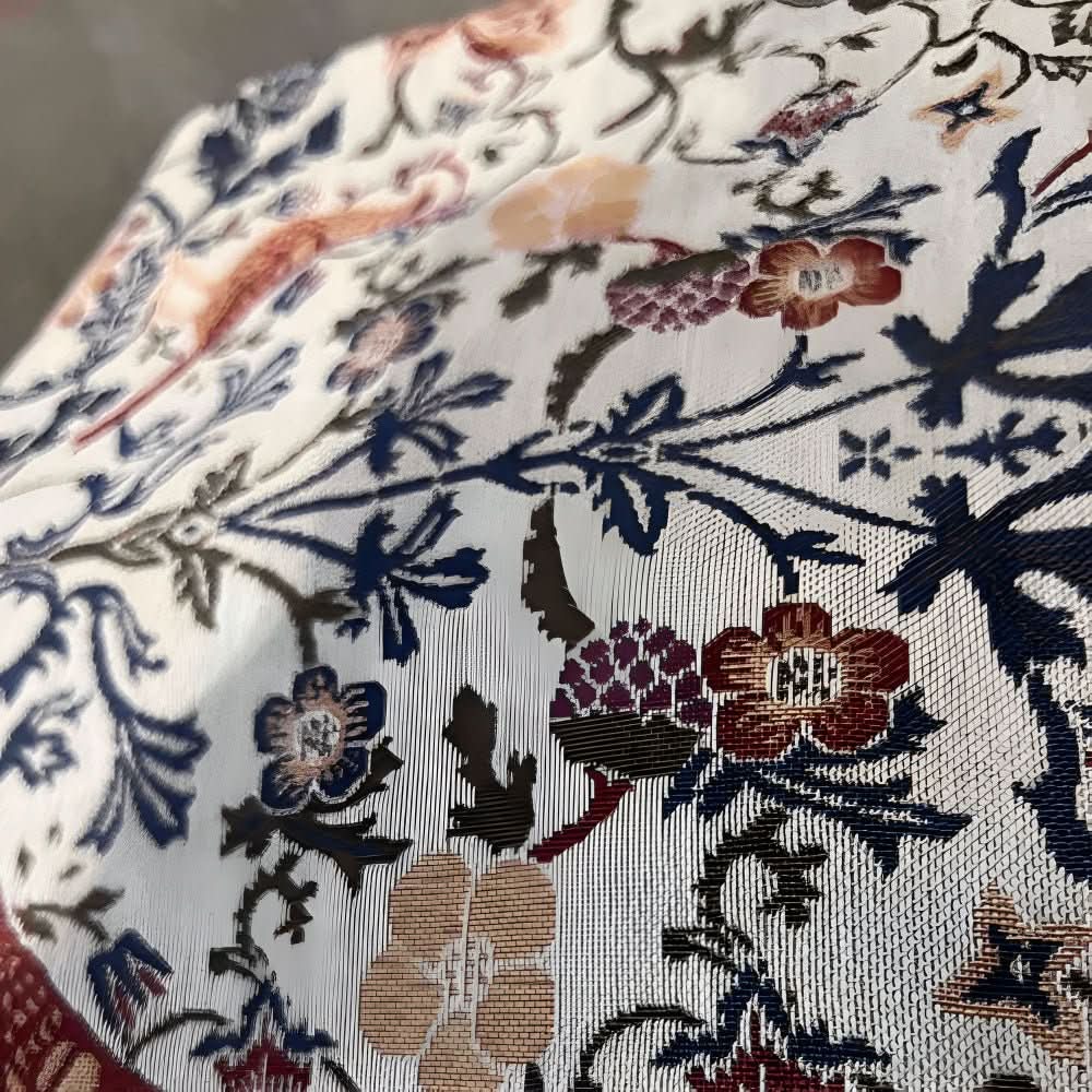 Maliben | Elegant Table Runner With Flower And Bird Design