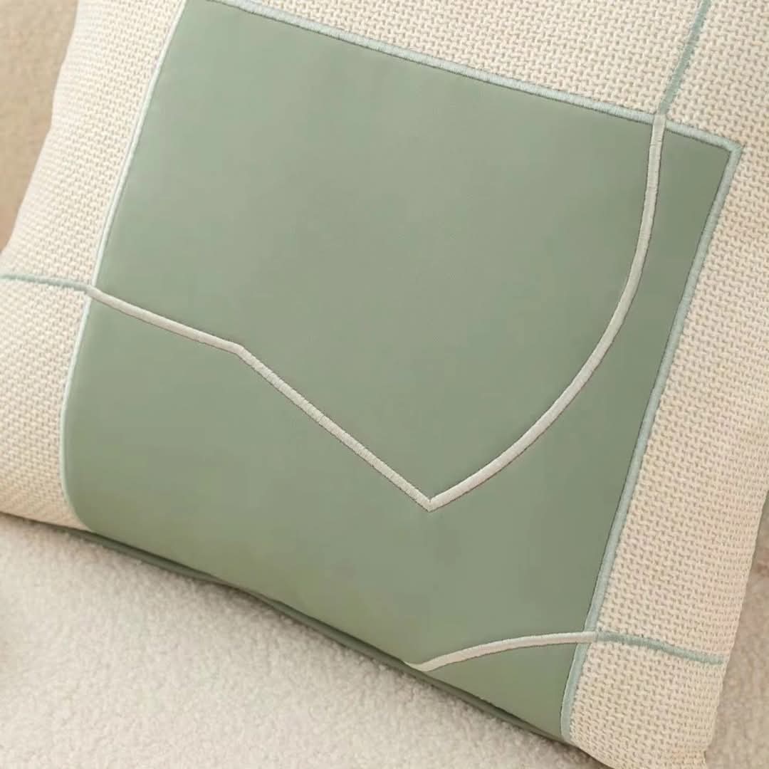 Maliben | Cushion With Geometric Embroidery