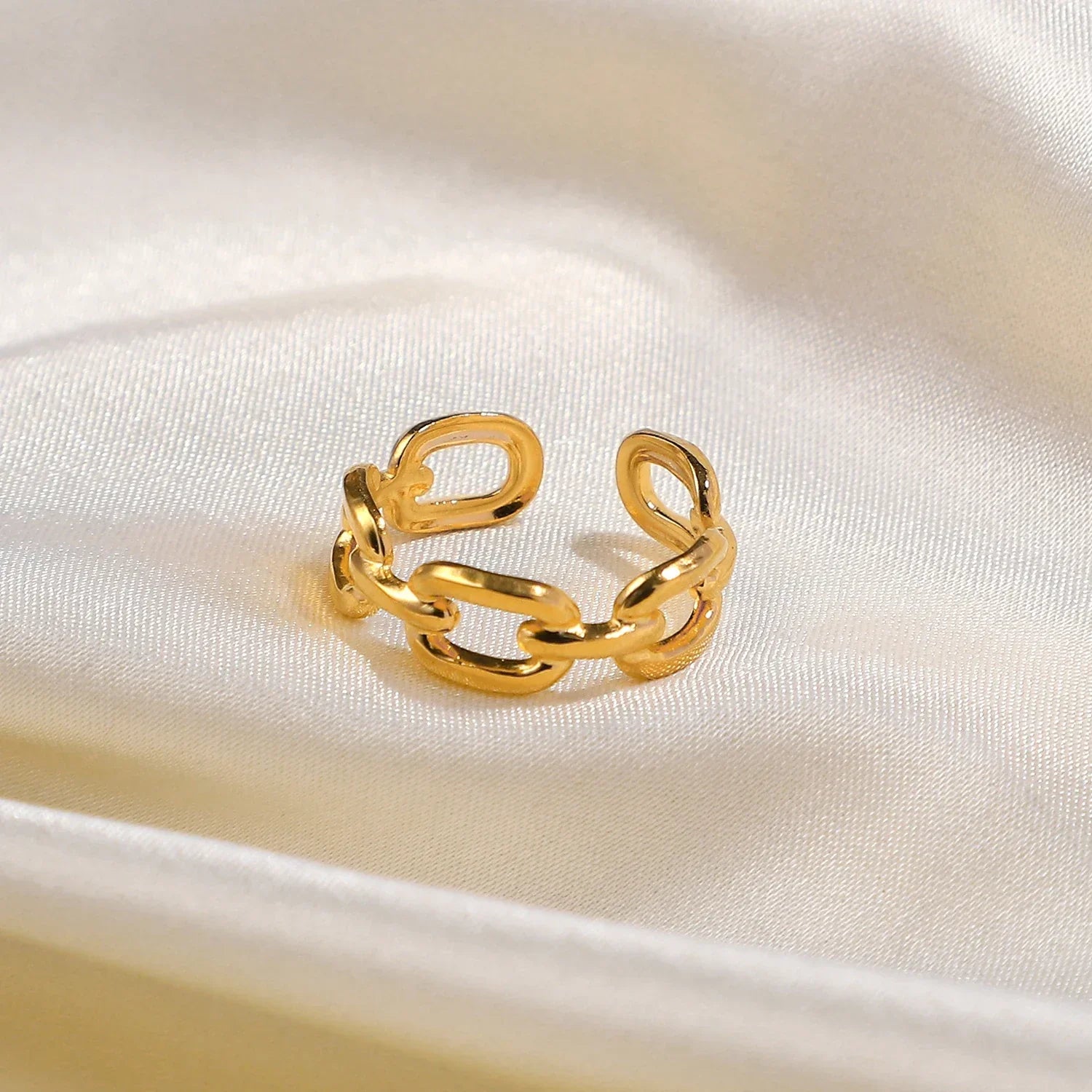 Maliben | 18k Adjustable Elegant Chain Linked Ring