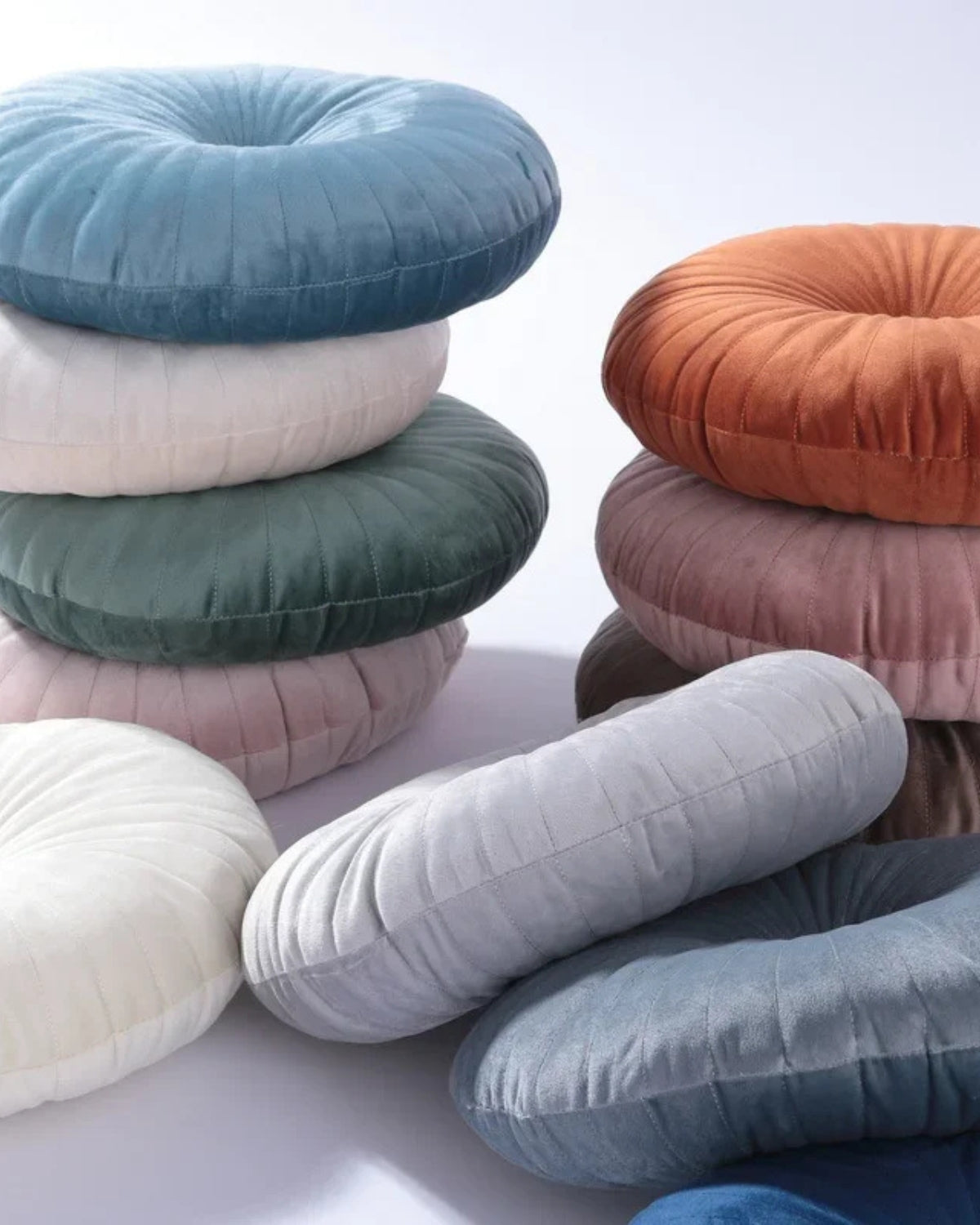 Maliben | Round Cushion In Modern Design