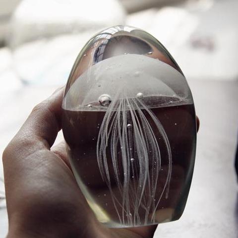 Maliben | Handmade Glowing Glass Jellyfish Figurine
