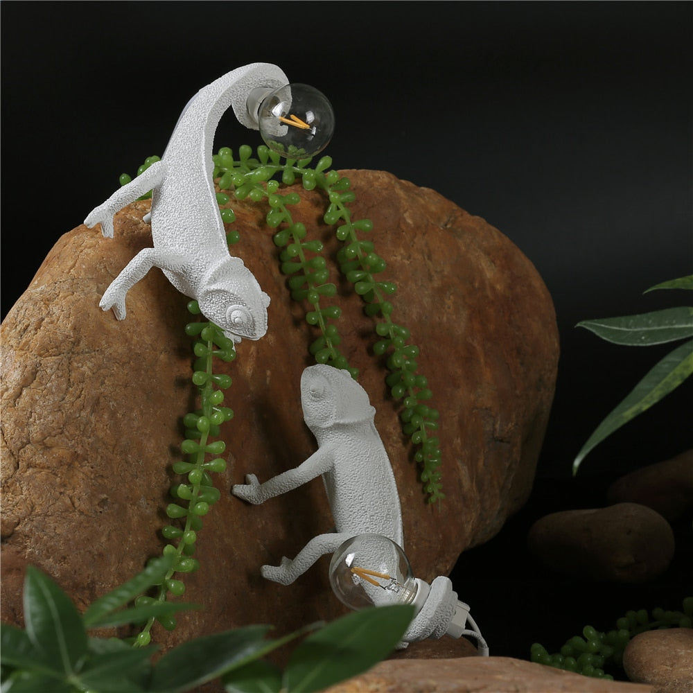 Maliben | Resin Lizard Table Lamp - Elegant Lizard Table Lamp Made Of Resin For Modern Interior