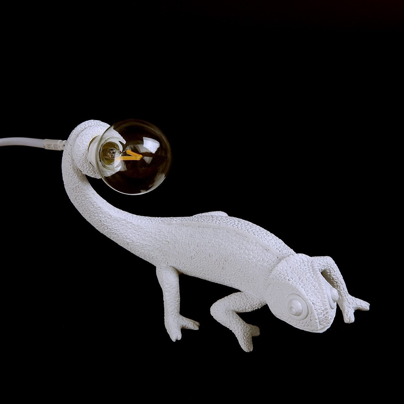 Maliben | Resin Lizard Table Lamp - Elegant Lizard Table Lamp Made Of Resin For Modern Interior