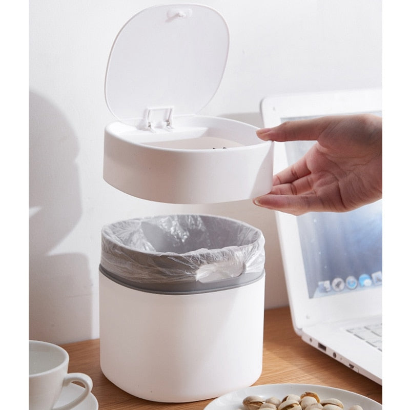 Maliben | Office Wizard Mini Desktop Trash Can