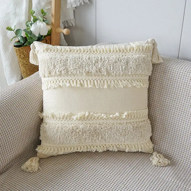 Maliben | Decorative Cushion With Texture Pattern And Fringes