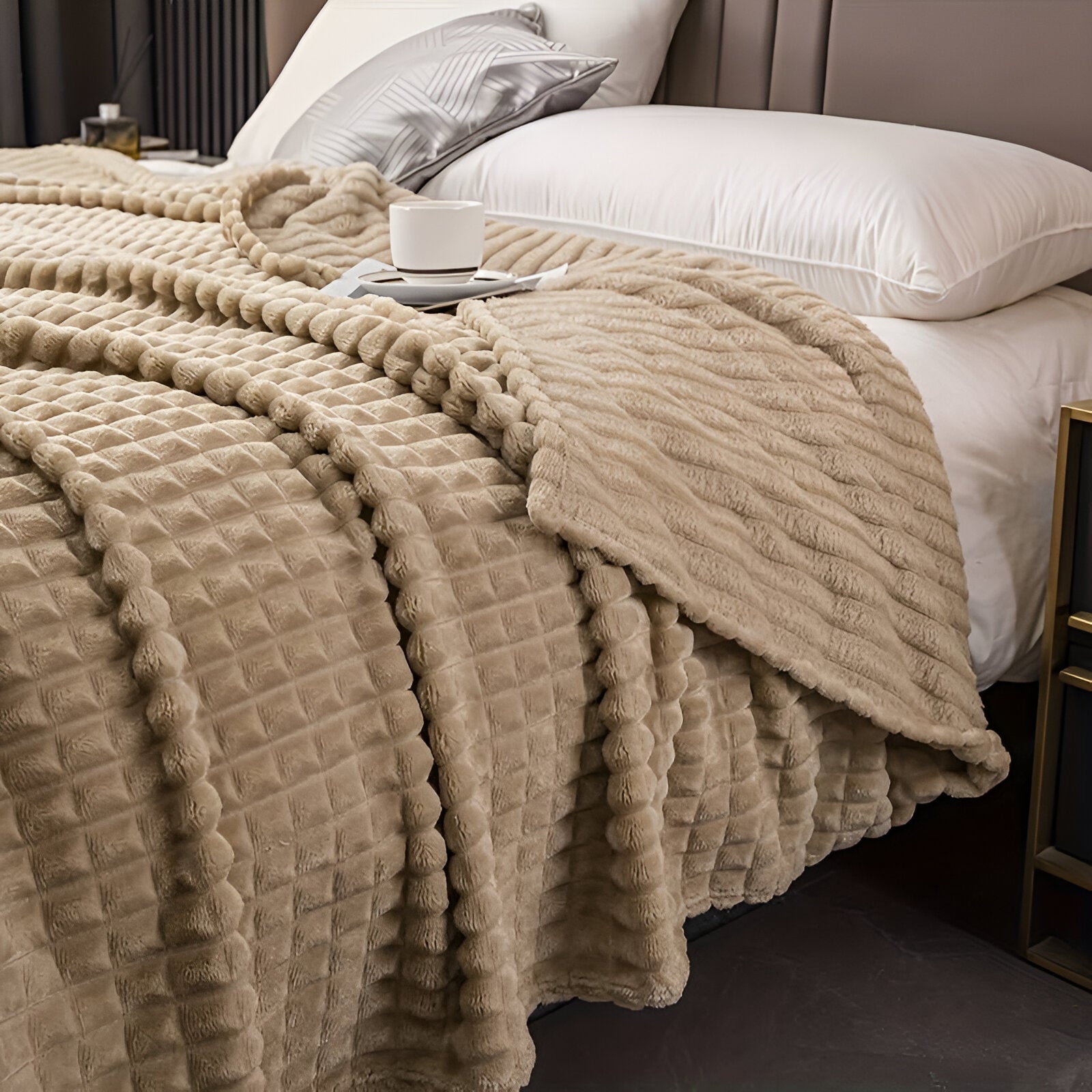 Maliben EliteWave Plaid - Ultrafluffy structured coral fleece blanket
