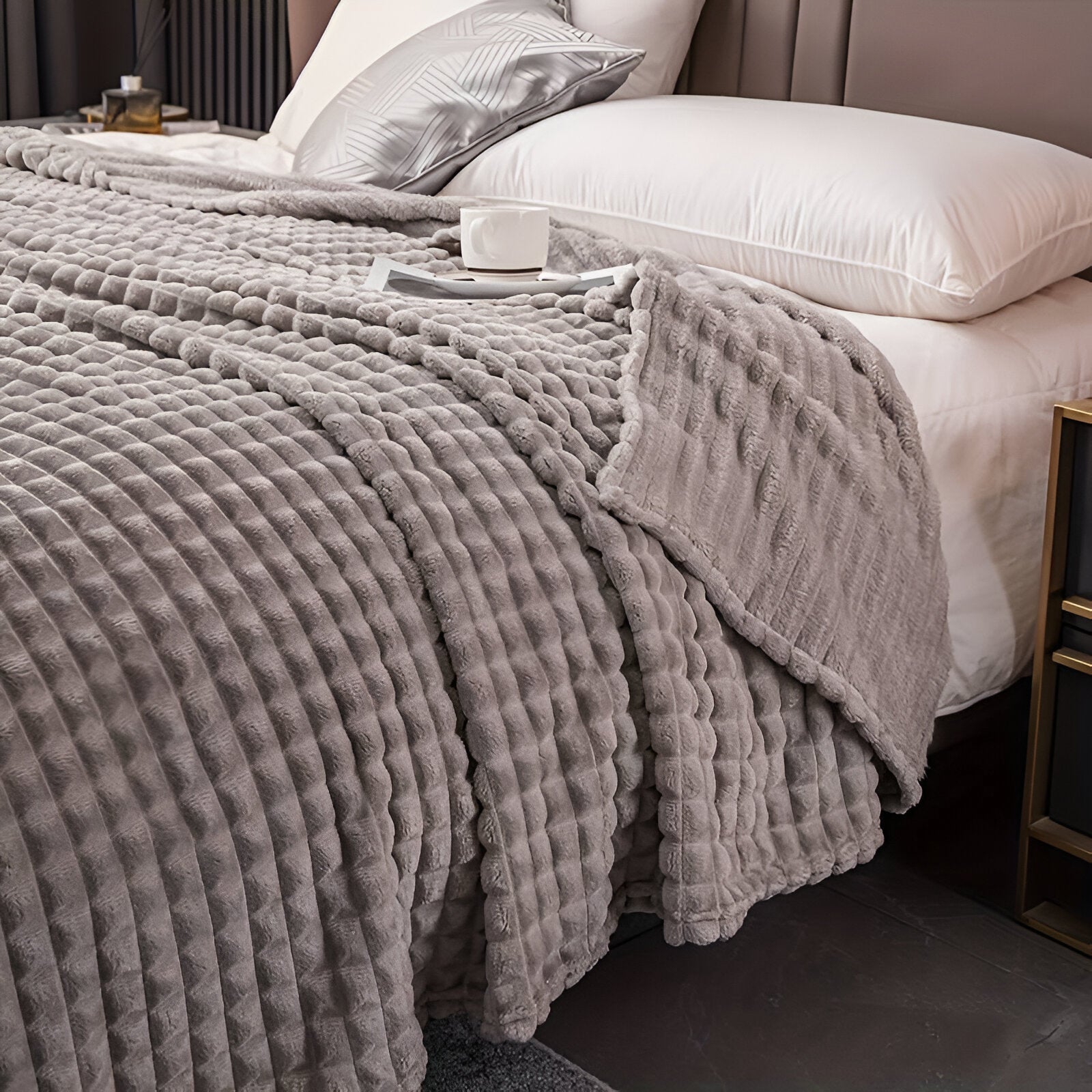 Maliben EliteWave Plaid - Ultrafluffy structured coral fleece blanket