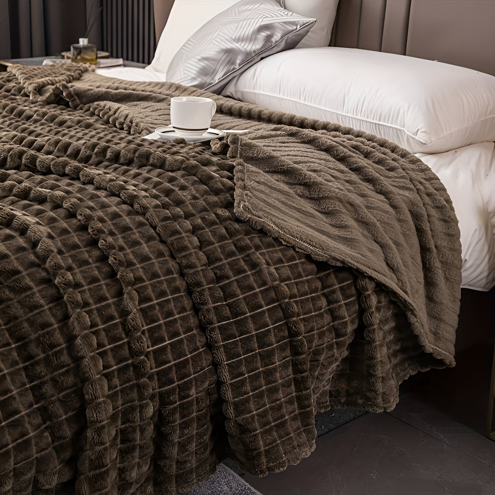 Maliben EliteWave Plaid - Ultrafluffy structured coral fleece blanket