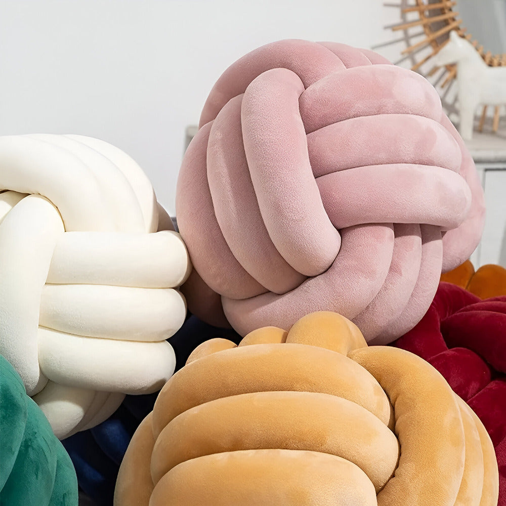 Maliben | Handmade Knotted Round Decorative Pillow