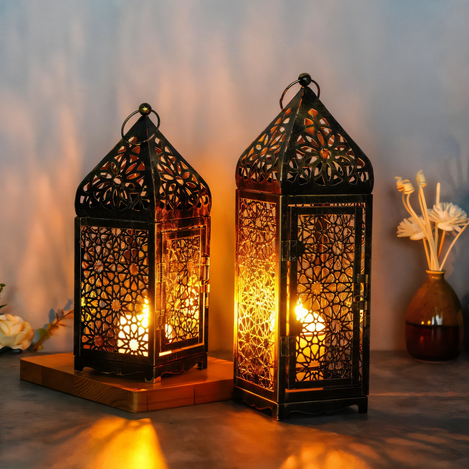 Maliben | Decorative Iron Candle Holder With Arabesque Pattern
