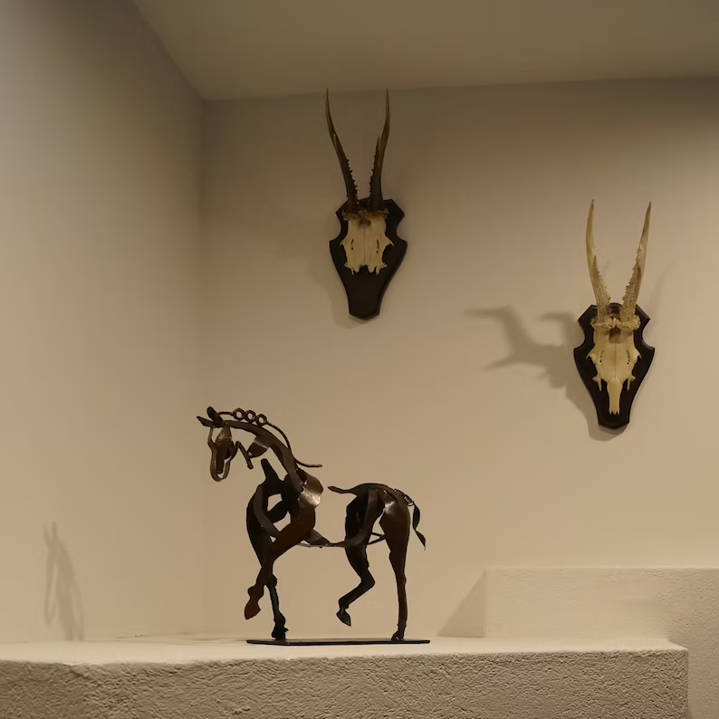 Maliben | Handmade Horse Figurine – Ferro