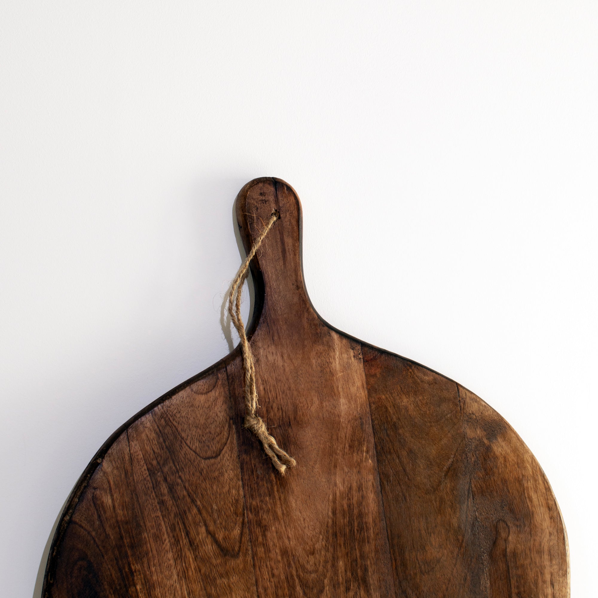 Maliben | Irregular Round Dark Brown Chopping Boards