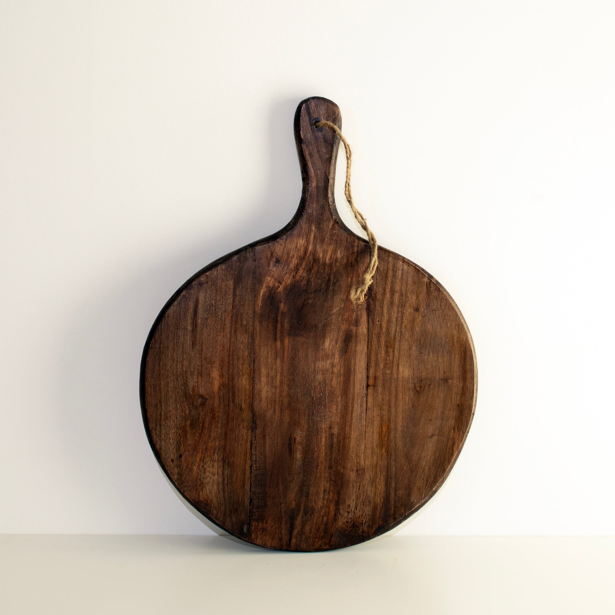 Maliben | Irregular Round Dark Brown Chopping Boards