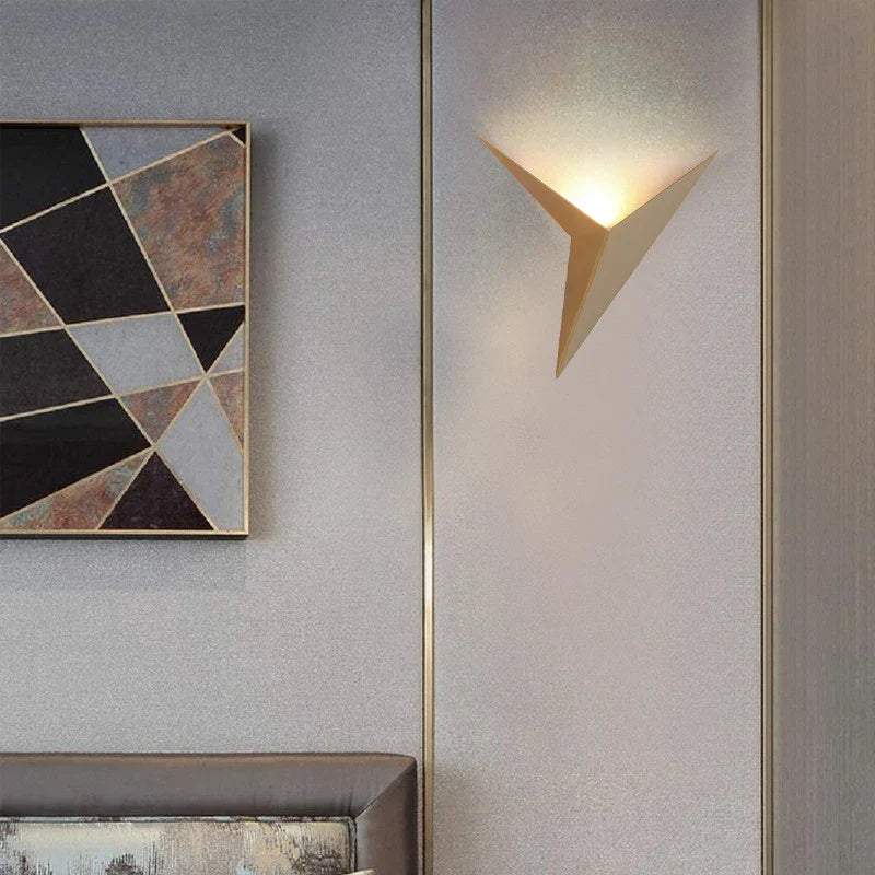 Maliben | Trigon Wall Light