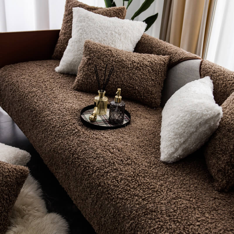 Maliben | Luxury Warm Fleece Furniture Protection Mat Non-Slip Sofa Cover