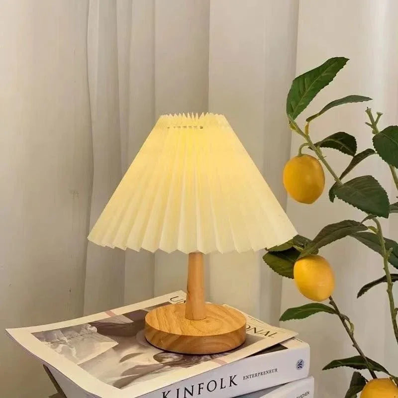 Maliben | Shadelight - Stylish Minimalist Table Lamp For Luxury Interior Lighting