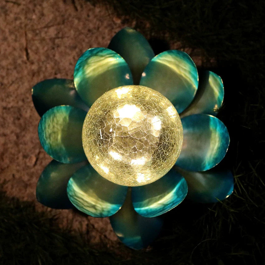 Solar Lotus Crackle Garden Light