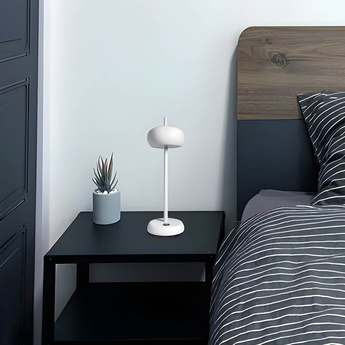 Maliben | Sleekglow Table Lamp - Modern Design For Demanding Interiors