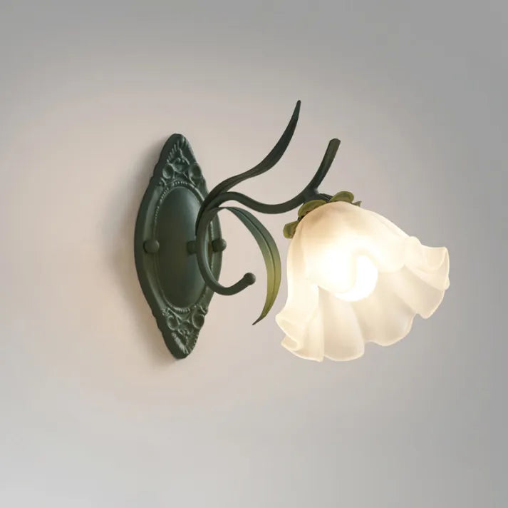 Maliben | Lilyglow Wall Light - Elegant Nature-Inspired Lighting