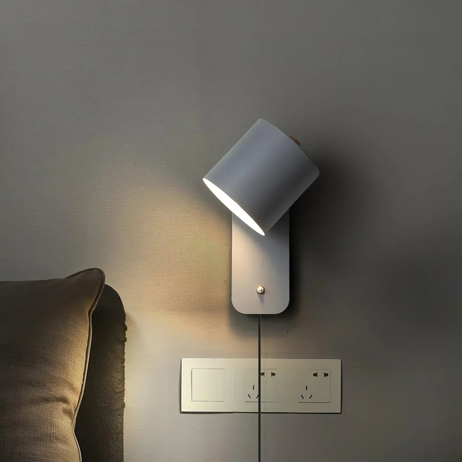 Maliben | Cylindrical Wall Lamp With Plug