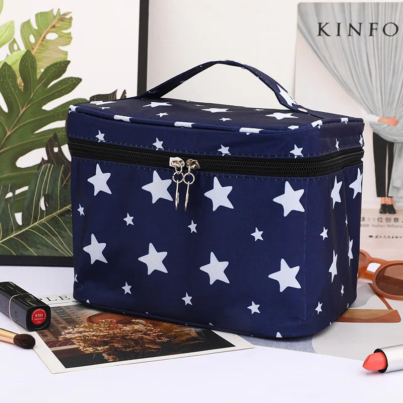 Maliben | Cosmetic Bag Wildaura | Large Capacity | Waterproof & Stylish | Animal Print