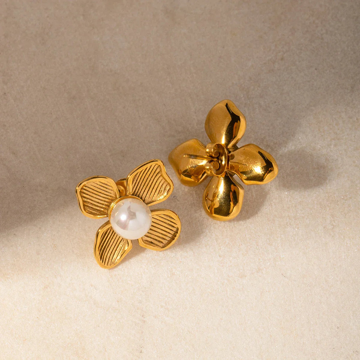 Maliben | 18k Four Petal Textured Pearl Flower