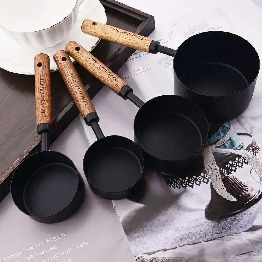 Maliben Lyra Measuring Cups & Spoon Set
