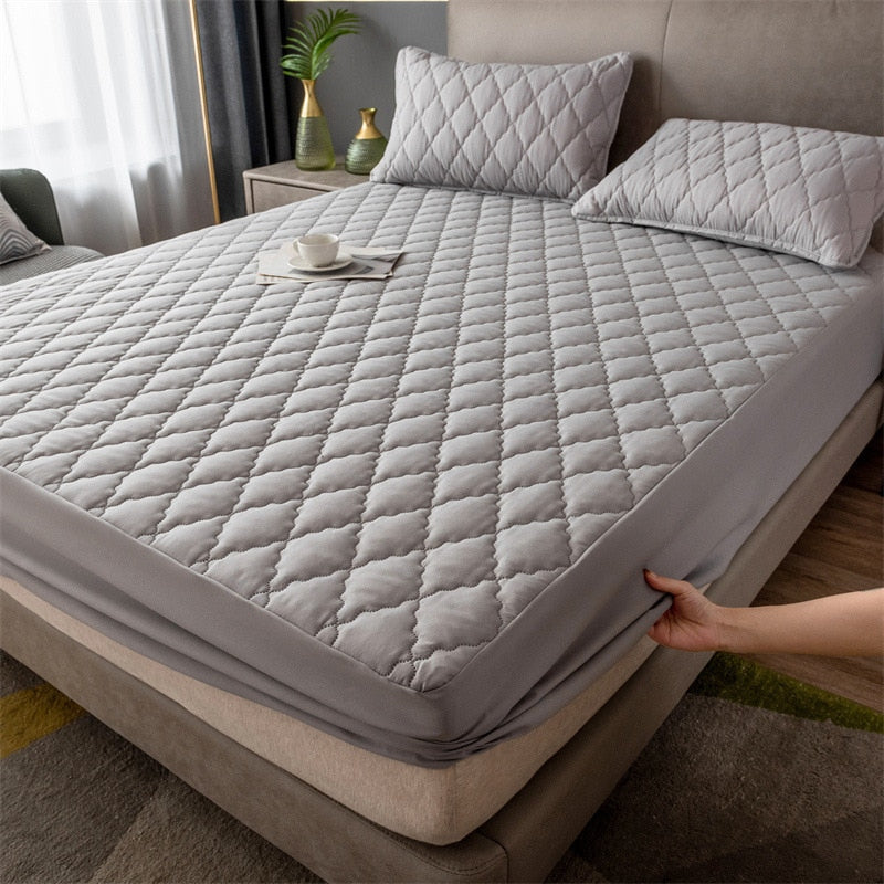 Maliben | Anti-Slip Waterproof Mattress Cover