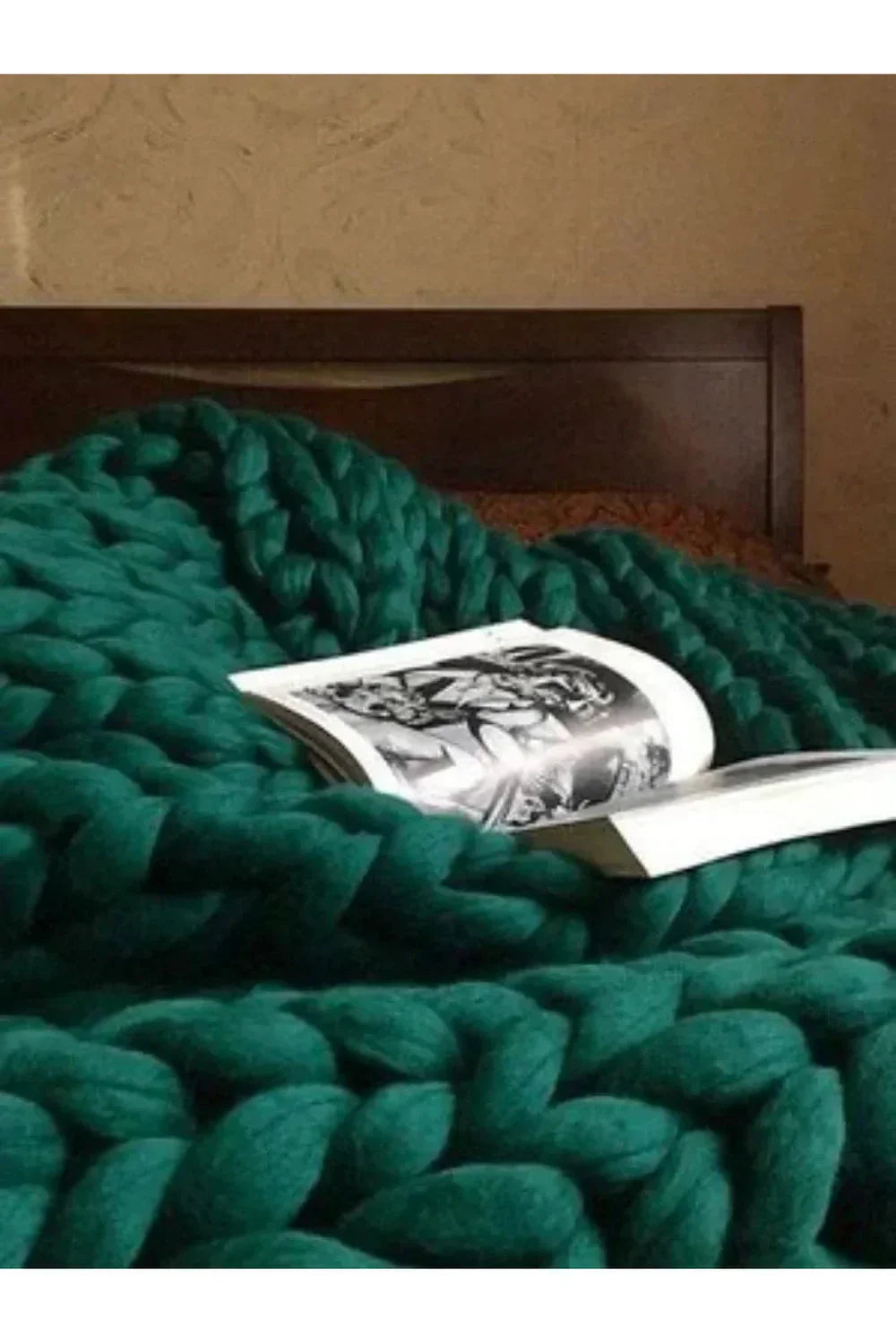 Maliben Cozy Knit Chunky Blanket