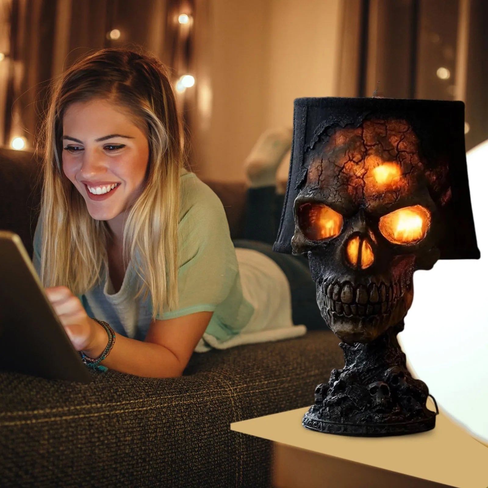 Maliben | Gothic Table Lamp Skullfire | Halloween Skull Decor | Led Ambient Light | 20 X 11 X 11 Cm