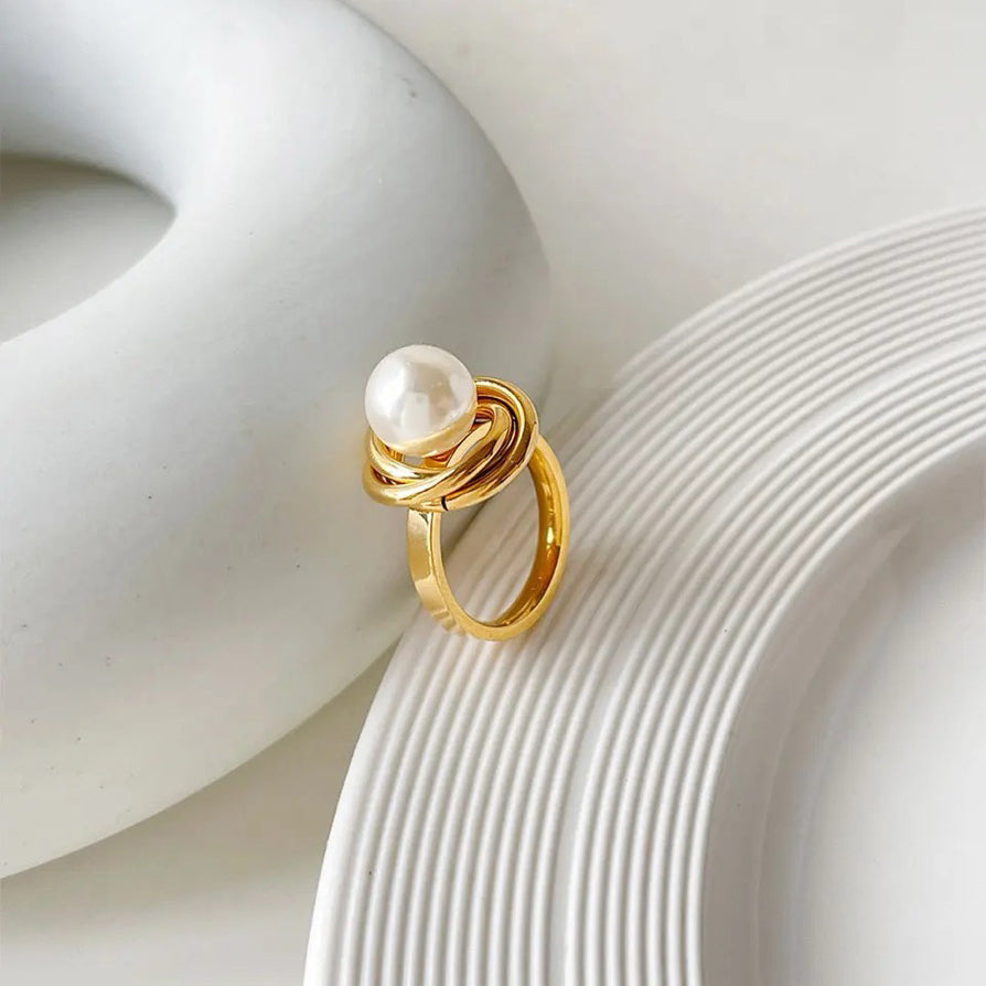 Maliben | 18k Classy Statement Dual Disc Pearl Ring
